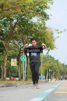 Runner Photo 5689263