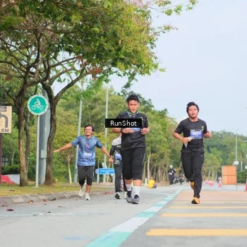 Runner Photo 5689278