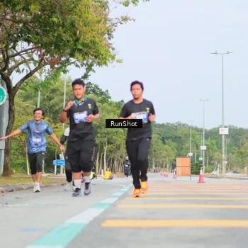Runner Photo 5689286