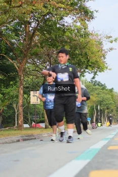 Runner Photo 5689310