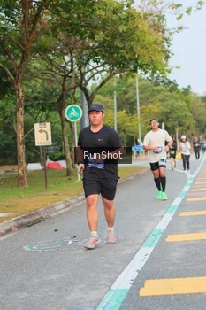 Runner Photo 5689338