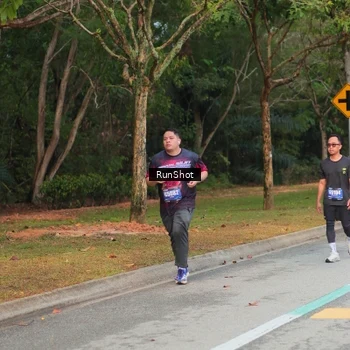 Runner Photo 5689347