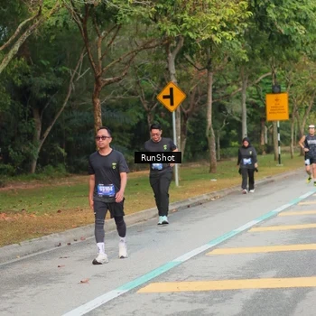 Runner Photo 5689359