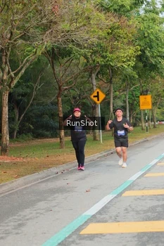 Runner Photo 5689379