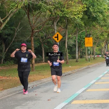 Runner Photo 5689393