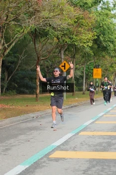 Runner Photo 5689435