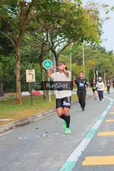 Runner Photo 5689437