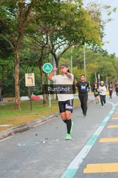 Runner Photo 5689438