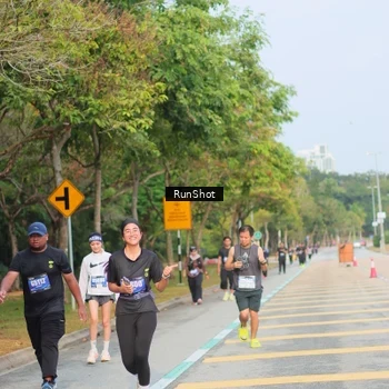 Runner Photo 5689460