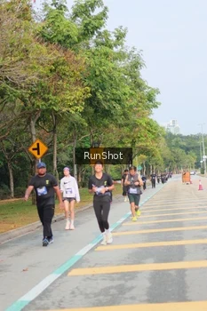Runner Photo 5689466