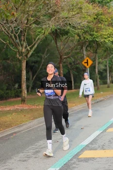 Runner Photo 5689472