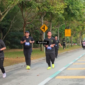 Runner Photo 5689528