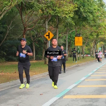 Runner Photo 5689530