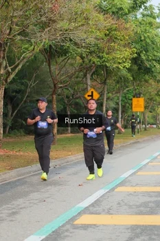 Runner Photo 5689534