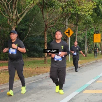 Runner Photo 5689543