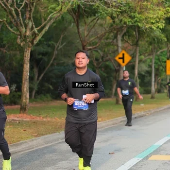 Runner Photo 5689547
