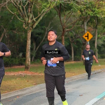 Runner Photo 5689556