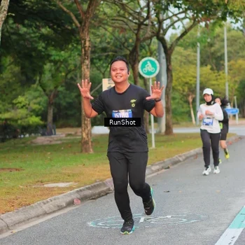 Runner Photo 5689570