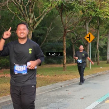 Runner Photo 5689580