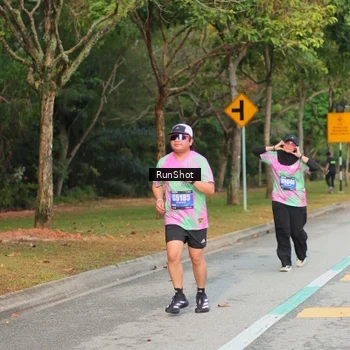 Runner Photo 5689615