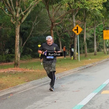 Runner Photo 5689696