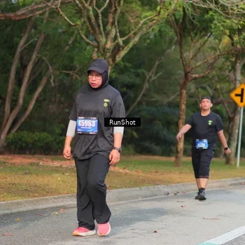 Runner Photo 5689754