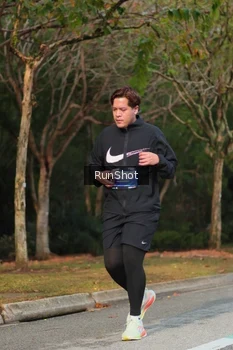 Runner Photo 5689795