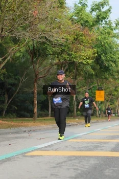 Runner Photo 5689811