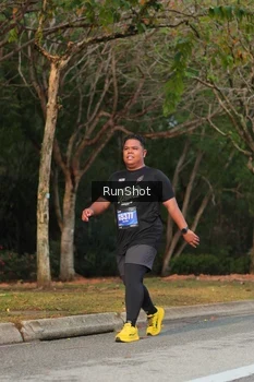 Runner Photo 5689836