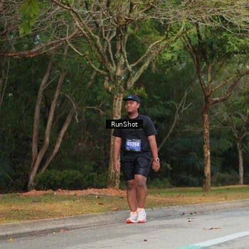 Runner Photo 5689872