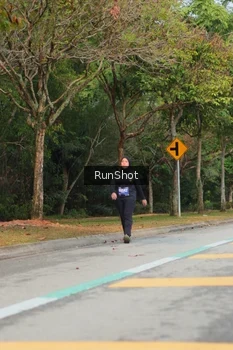 Runner Photo 5689894