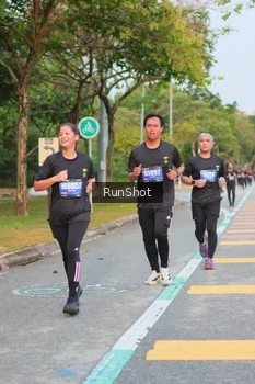 Runner Photo 5689976