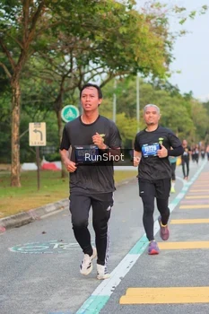 Runner Photo 5689979