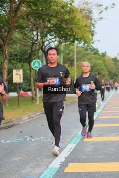 Runner Photo 5689980