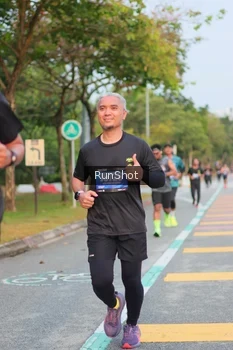 Runner Photo 5689992