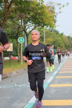 Runner Photo 5689993