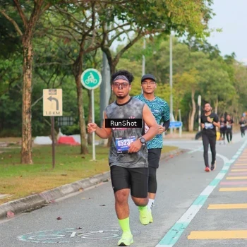 Runner Photo 5689999