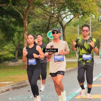 Runner Photo 5690003