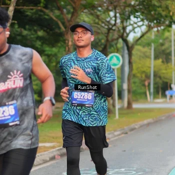 Runner Photo 5690011