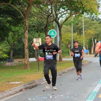 Runner Photo 5690039