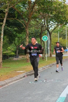 Runner Photo 5690047
