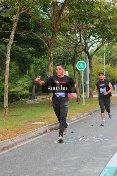 Runner Photo 5690048