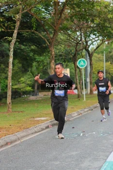 Runner Photo 5690049