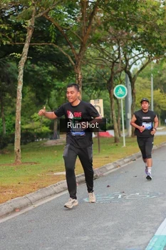 Runner Photo 5690050