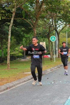Runner Photo 5690052