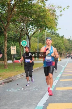 Runner Photo 5690057