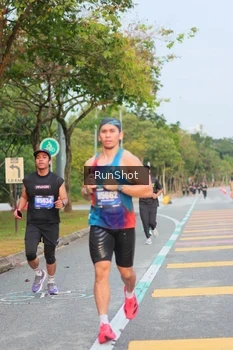 Runner Photo 5690064