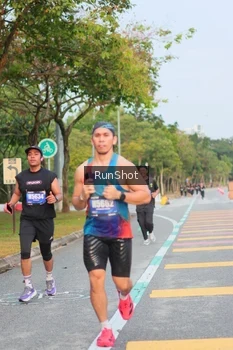 Runner Photo 5690066