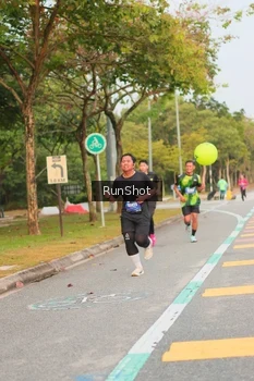 Runner Photo 5690068