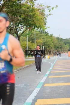 Runner Photo 5690072